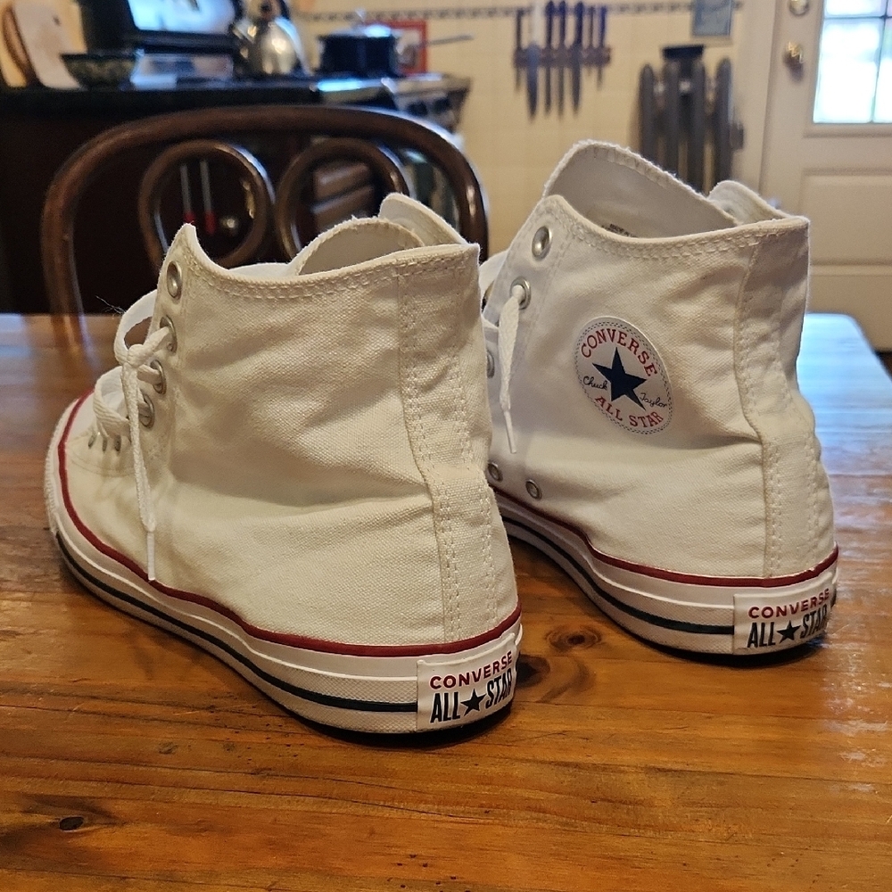 Converse Chuck Taylor All Star High Tops - Picture 3 of 7